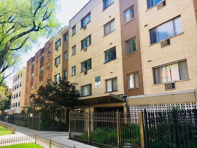Primary Photo - Kenmore Manor Apartments