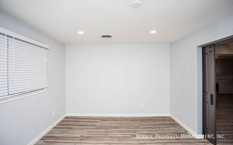 Building Photo - 3111 49th St