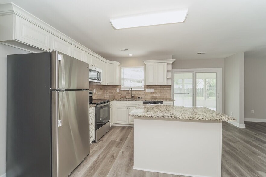 Building Photo - 3612 Denise Dr