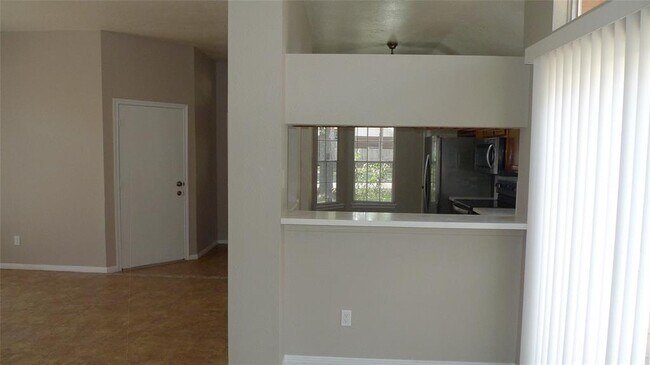 Building Photo - 7772 Park Falls Dr
