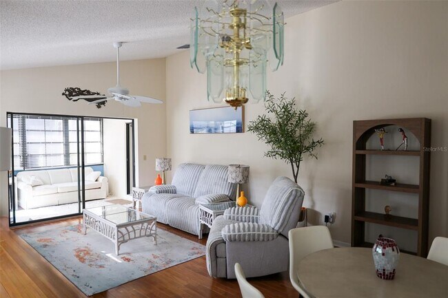 Building Photo - 1695 Hamilton Ct