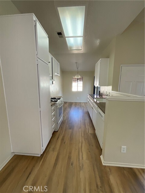 Building Photo - 3582 W Stonepine Ln