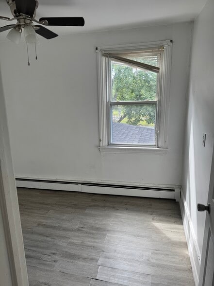 Building Photo - 1048 Birkbeck St