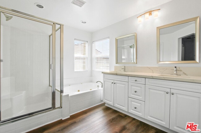Building Photo - 3624 Medici Ln