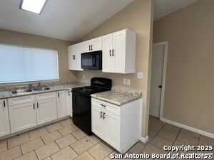 Building Photo - 4018 Sunrise Creek Dr