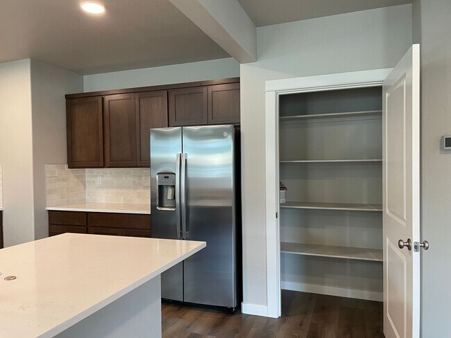 Building Photo - 1131 Rutherford Dr