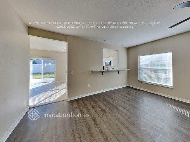 Building Photo - 7108 49th Pl E