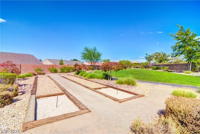 Building Photo - 2728 Kona Crest Ave