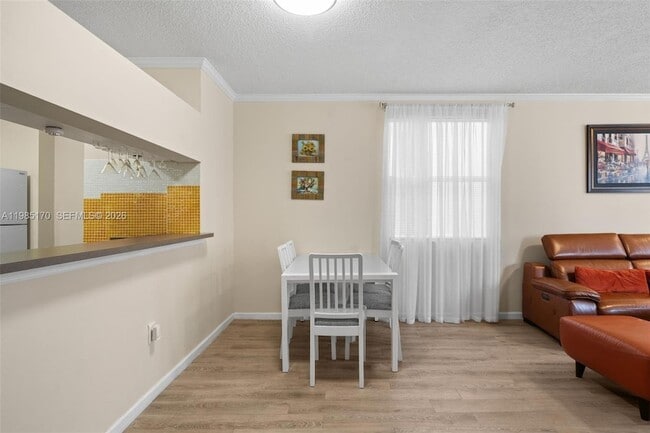 Building Photo - 17125 N Bay Rd