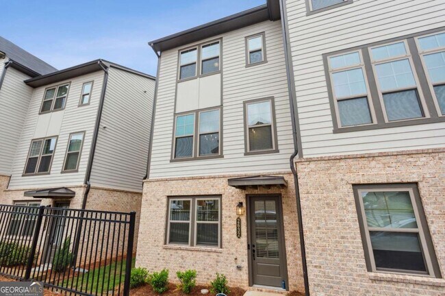 Primary Photo - 2632 Caruso Wy