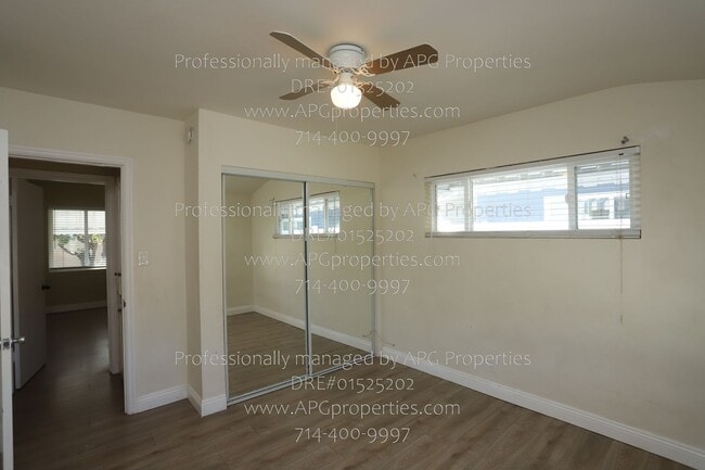 Building Photo - 722 S Hacienda St