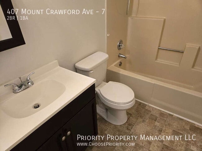 Building Photo - 407 Mt Crawford Ave