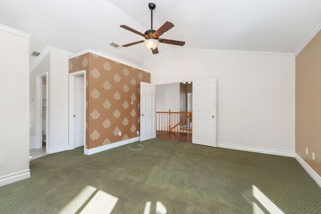 Building Photo - 30207 Silver Ridge Ct