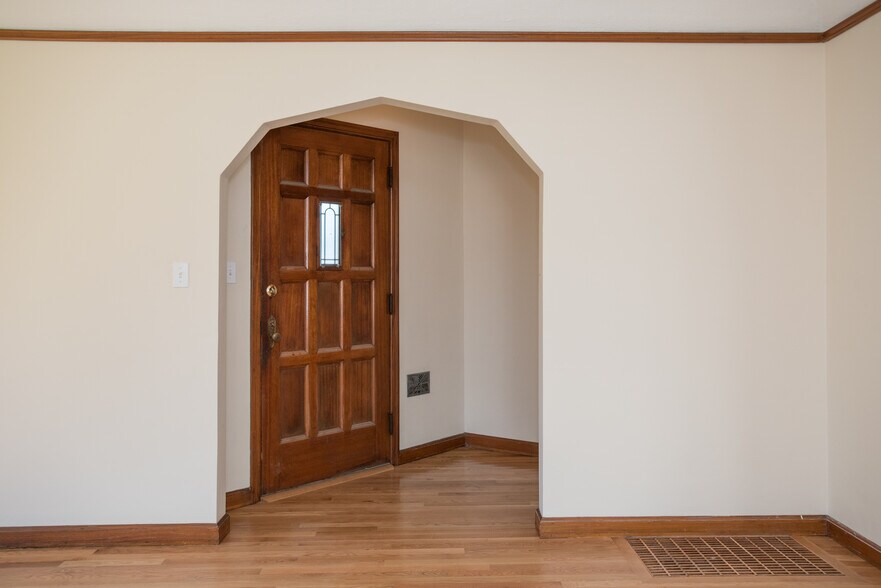 Front door - 2628 Northeast Ainsworth Street