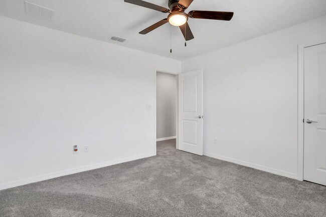 Building Photo - 1137 Sand Trap Ct