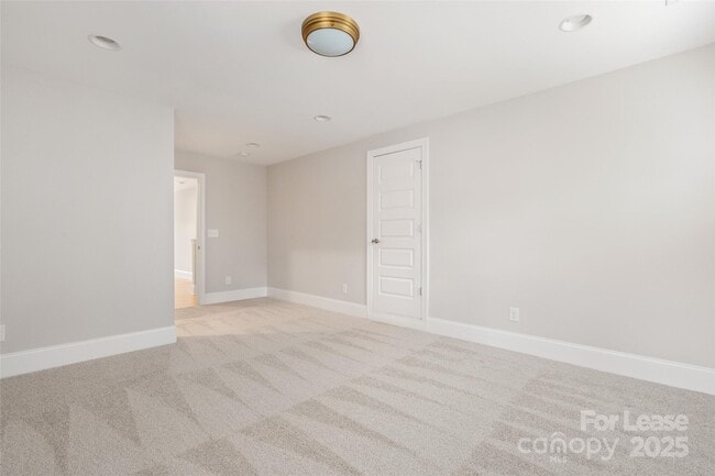 Building Photo - 1513 Landis Ave