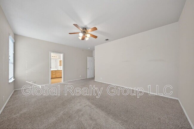 Building Photo - 212 Cloud Crossing