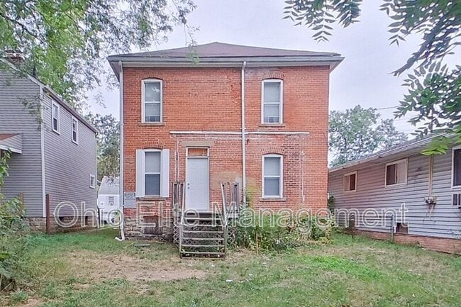 Building Photo - 1695 E Weber Rd