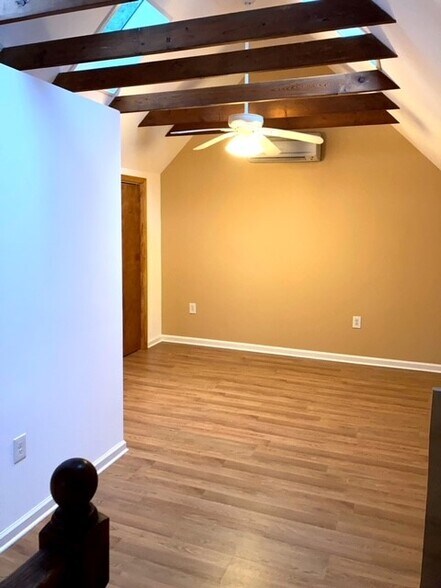 bedroom - 3707 Lawrence Ave