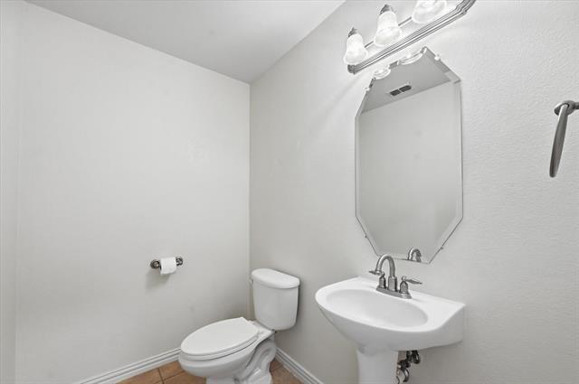 Building Photo - 1021 Ellis Way