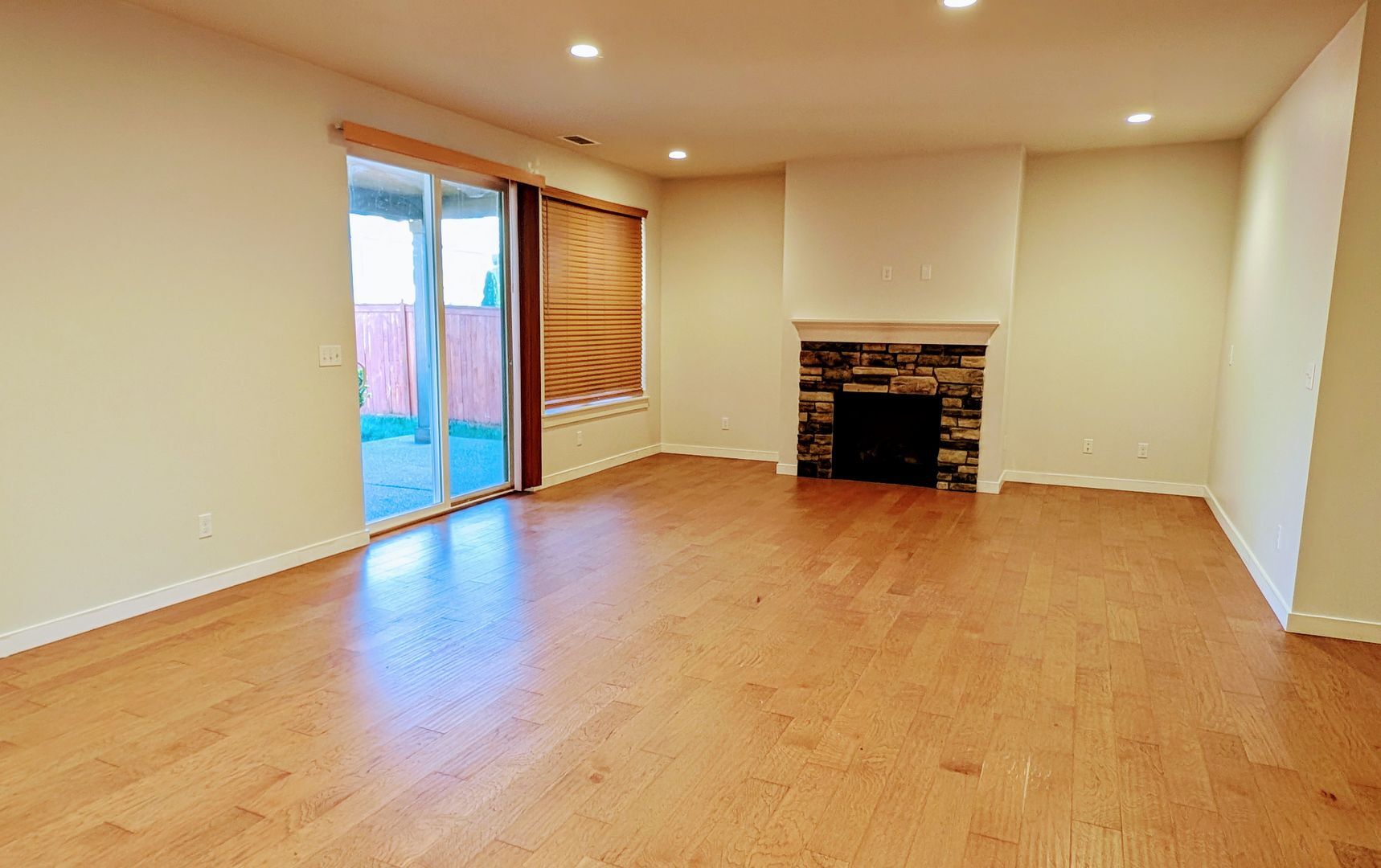 Building Photo - 625 Covington Ave
