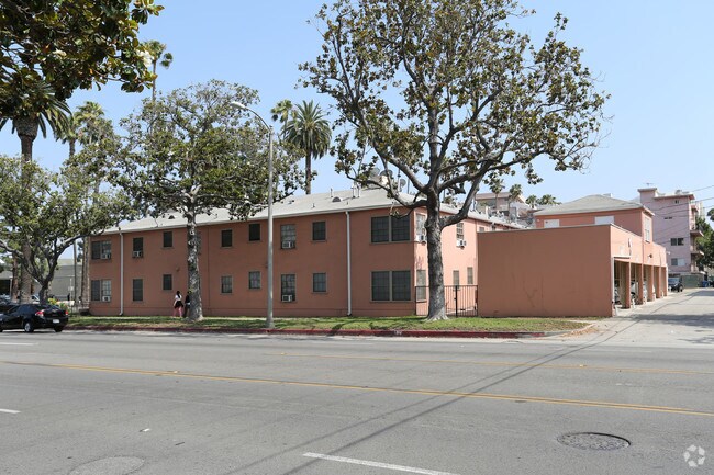 Building Photo - Beverly Hills Properties