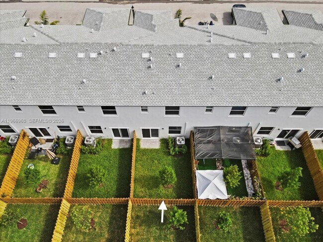 Building Photo - 35670 SW 178th Ct