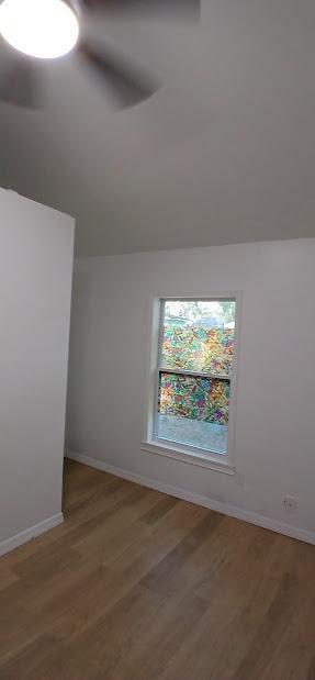 Building Photo - 1505 Palmway St