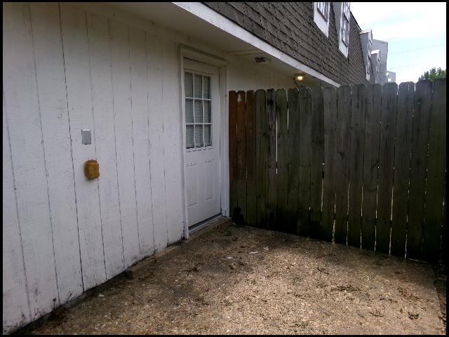 Building Photo - 101 Ellis Dr