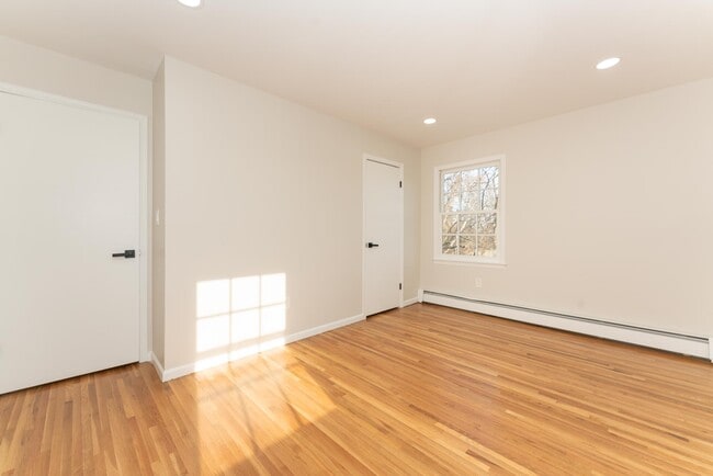 Second Bedroom with closet view - 32 Roseland Ave