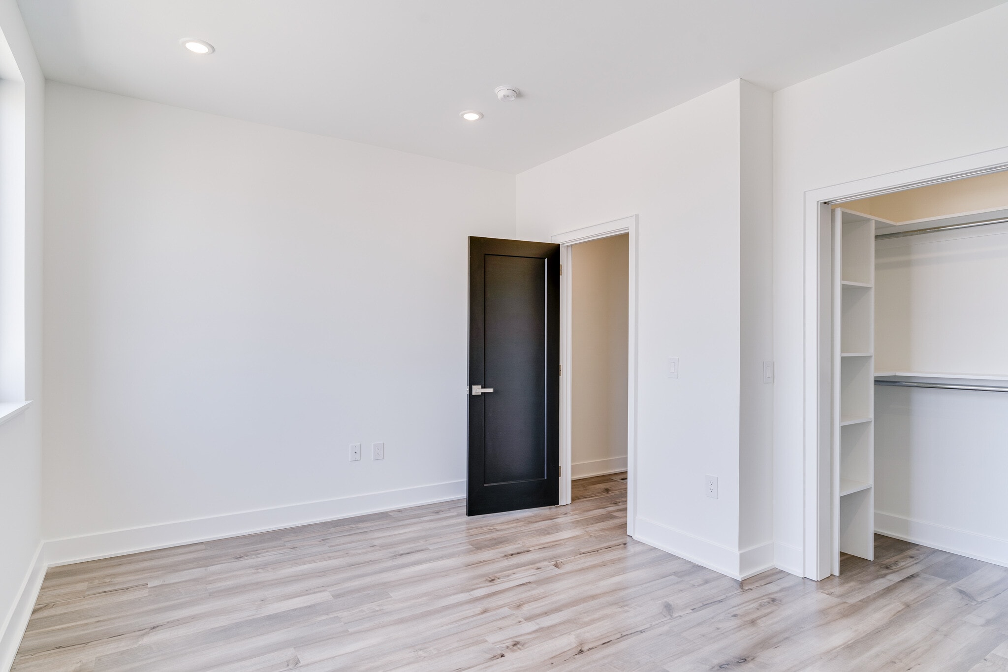 Building Photo - 2603 E Boston St