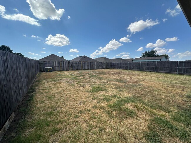 Building Photo - 4516 SE 79th St