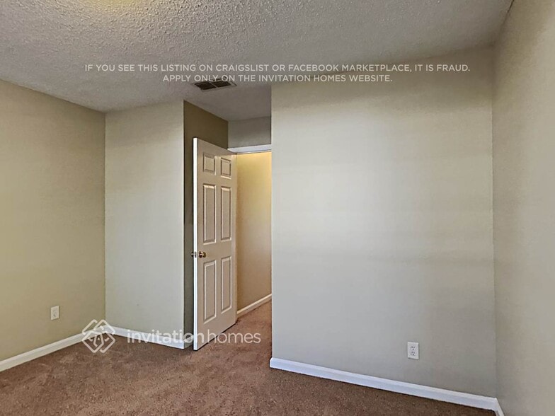 Building Photo - 7856 Collins Ridge Blvd