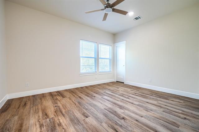 Building Photo - 1115 Bell St