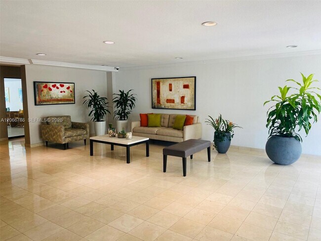 Building Photo - 255 Galen Dr