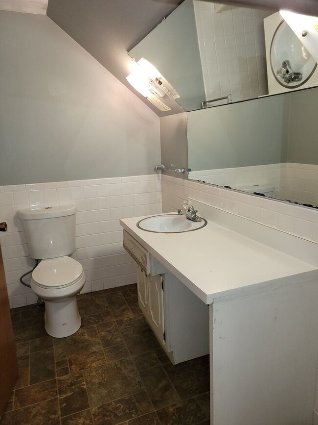Building Photo - 3915 S Orchard Ct