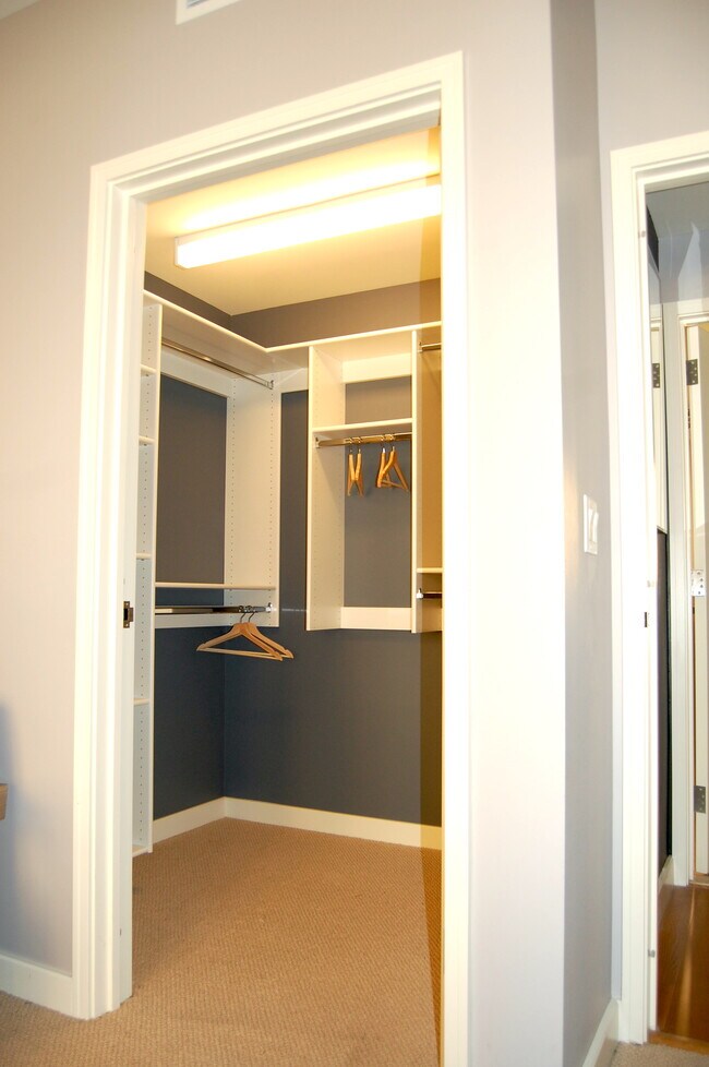 Building Photo - 55 W S Temple