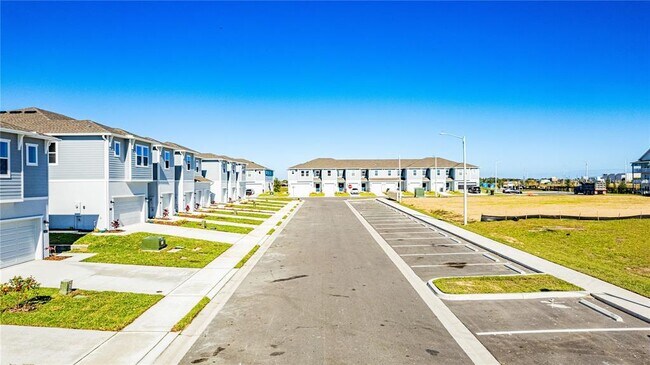 Building Photo - 2705 Bevel Ln