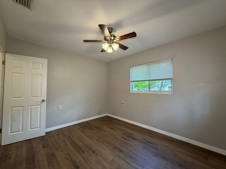 Building Photo - 58 Magnolia Dr