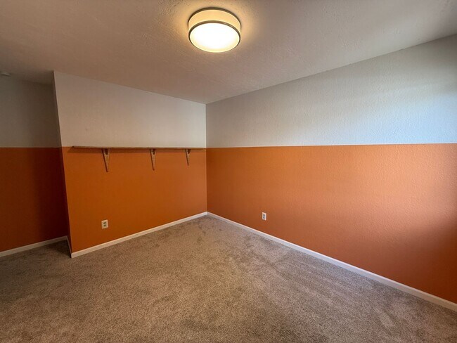 Building Photo - 3491 W Forsythia Dr