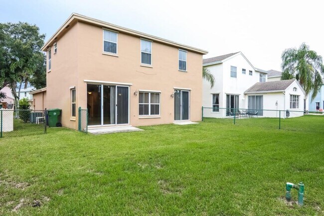 Building Photo - 141 NW 207th Ave