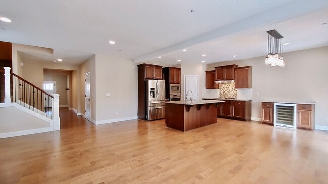 Building Photo - Beautiful Cedar Mills Home With An Easy Co...