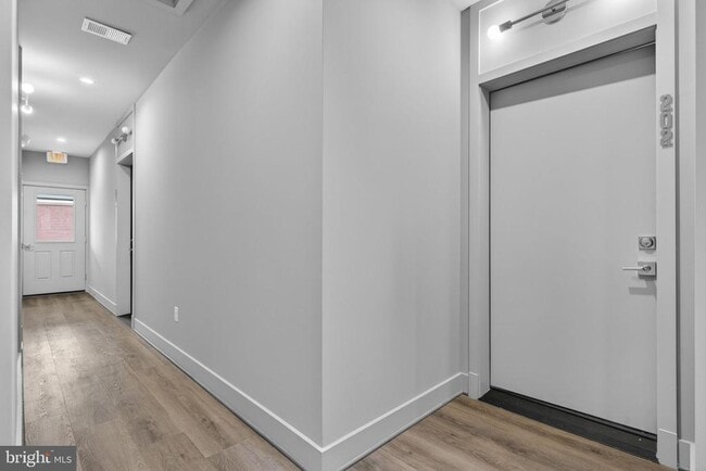 Building Photo - 117 N 21st St