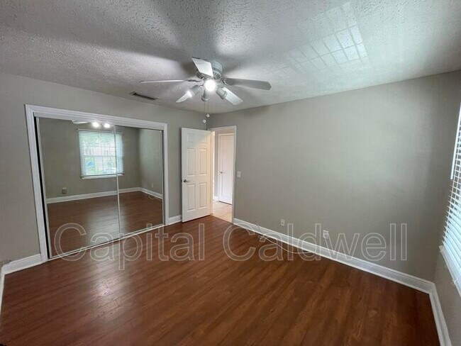 Building Photo - 13686 Orange Sunset Dr