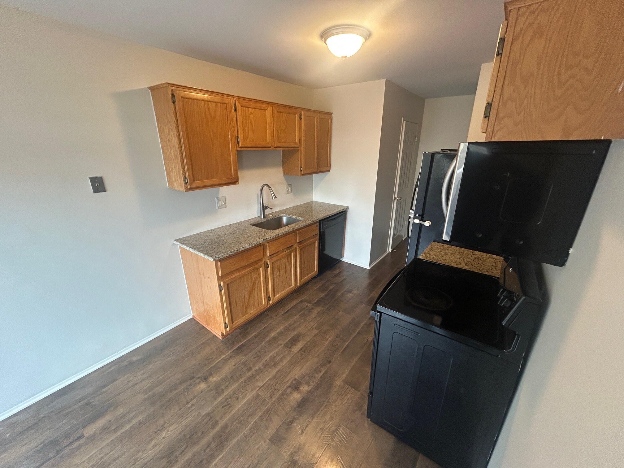 Building Photo - 31164 Country Way