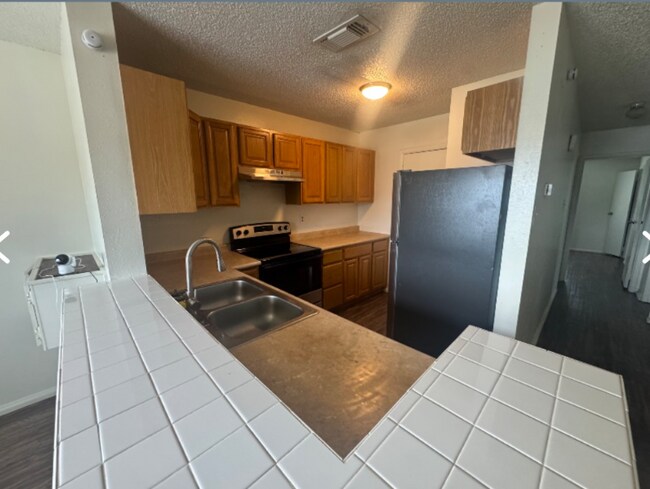 Building Photo - 105 E Wells St