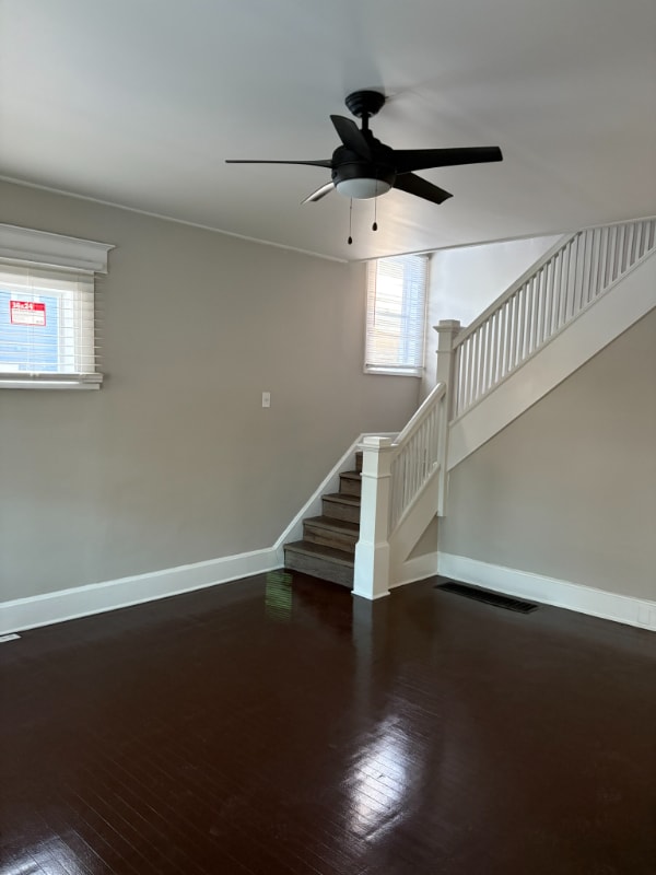 Building Photo - 3130 N Park Ave