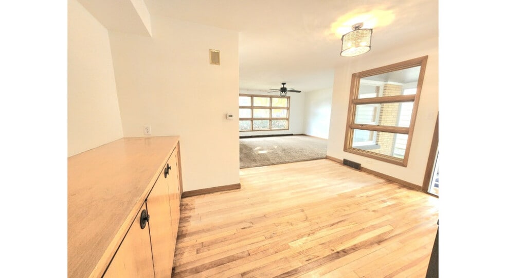 Building Photo - 2634 N 8th St