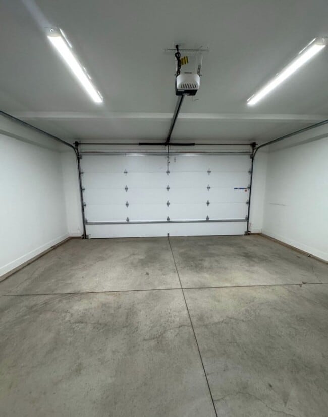 Building Photo - 3129 W 1650 N