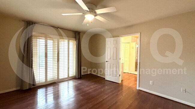Building Photo - 3413 W Kristal Way